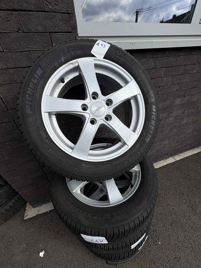 Kit 4 Saisons Vw Golf, Audi A3, Skoda, Seat 16" – Image 1